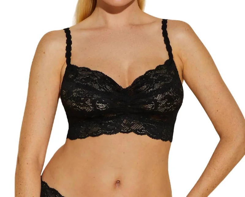 Minimalist Lingerie Styles for WomenMinimalist Lingerie Styles for WomenNever Say Never Sweetie Bralette In Black