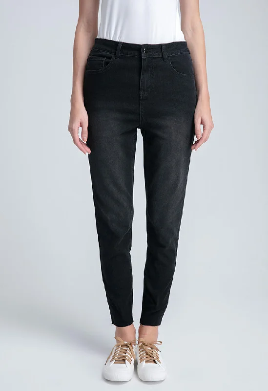 Men's Jeans with a Hidden Coin Pocket for Added ConvenienceRaw Hem Basic Denim Trouser