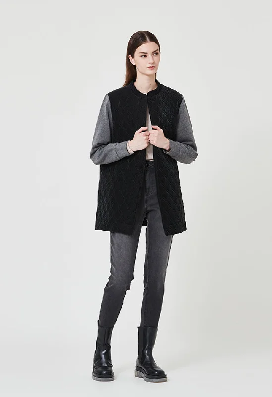 DARK GREY