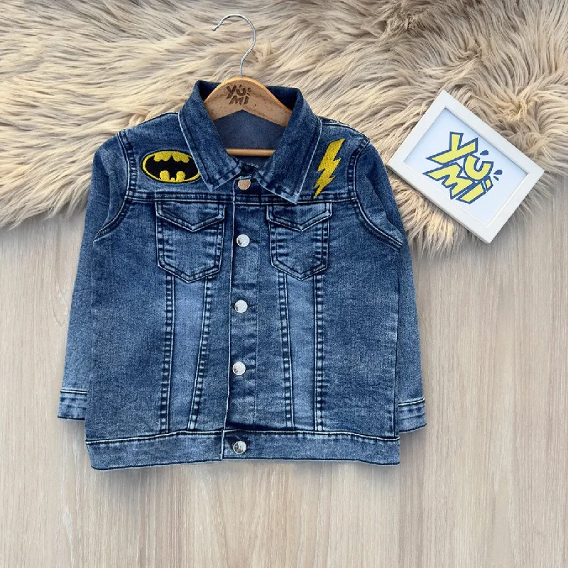 Men's Jeans with an Elastic Waistband for Ultimate ComfortBatman Embroidered Denim Jacket – Stylish Superhero Outerwear