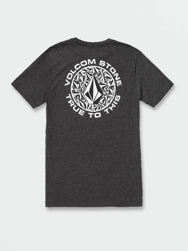 Plus Size Men's Relaxed Fit Jeans with a Tapered Leg for a Laid - Back VibeTrue To This Short Sleeve Tee - Dark Black Heather