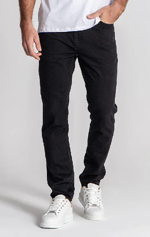 Plus Size Men's Bootcut Jeans with a Belt Loop Upgrade for a Stylish TouchBlack Core Straight-Leg Jeans