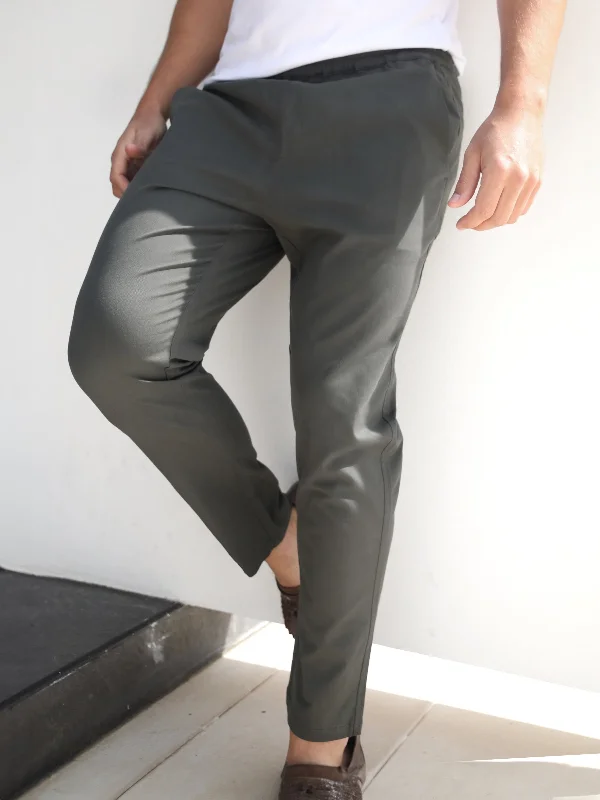 Plus Size Men's Straight Leg Jeans with Reinforced Knees for DurabilityAmalfi Trousers - Brown