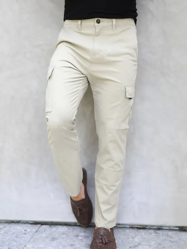 Plus Size Men's Bootcut Jeans with a Belt Loop Upgrade for a Stylish TouchCargo Trousers - Tan