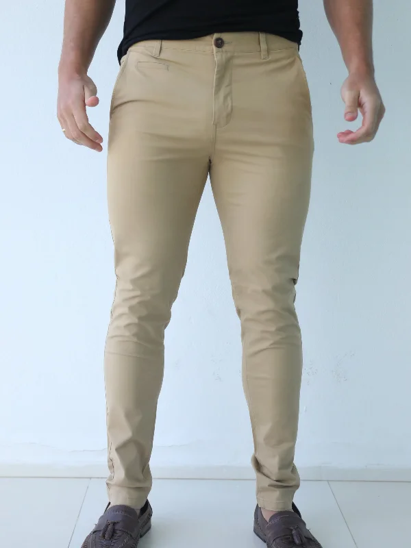 Plus Size Men's Relaxed Fit Jeans with a Tapered Leg for a Laid - Back VibeStretch Chinos - Light Brown