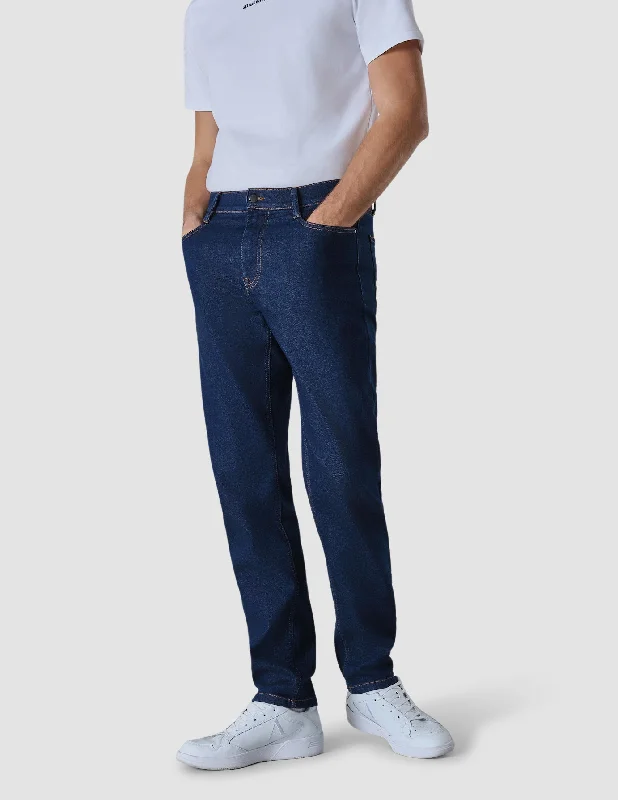 Plus Size Men's Relaxed Fit Jeans with a Tapered Leg for a Laid - Back VibeClassic Jeans Regular Midnight Blue
