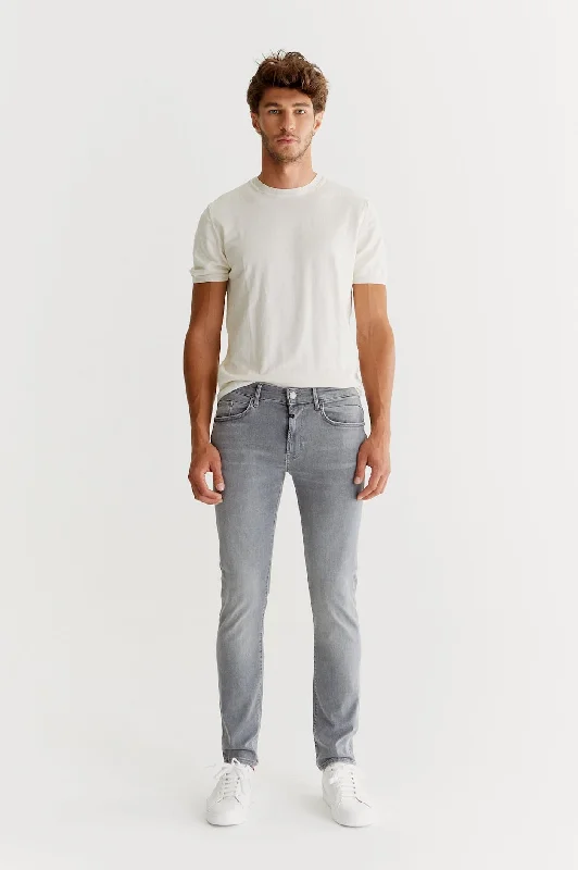 Men's Colored Jeans in Burgundy for a Bold and Fashion - Forward LookLeo Wellflex 5 Pocket Jeans Light Grey