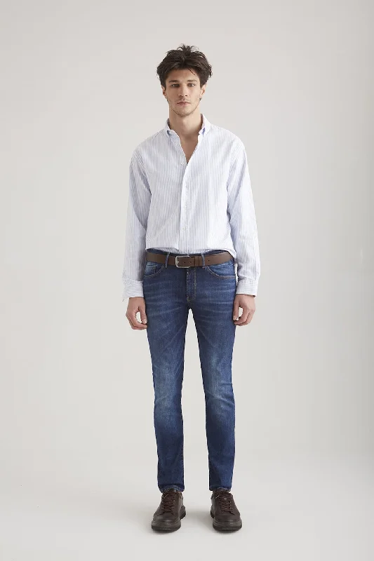 Men's Slim Fit Stretch Jeans in Dark Wash for a Modern and Comfortable LookLeo Wellflex 5 Pocket Jeans Space Blue