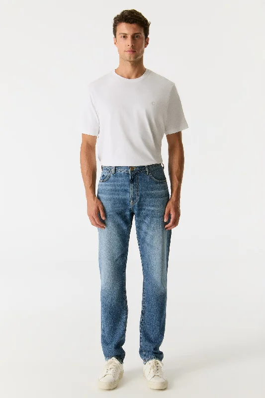 Men's Jeans with an Elastic Waistband for Ultimate ComfortMarcel Tapered 5 Pocket Jeans Medium Blue