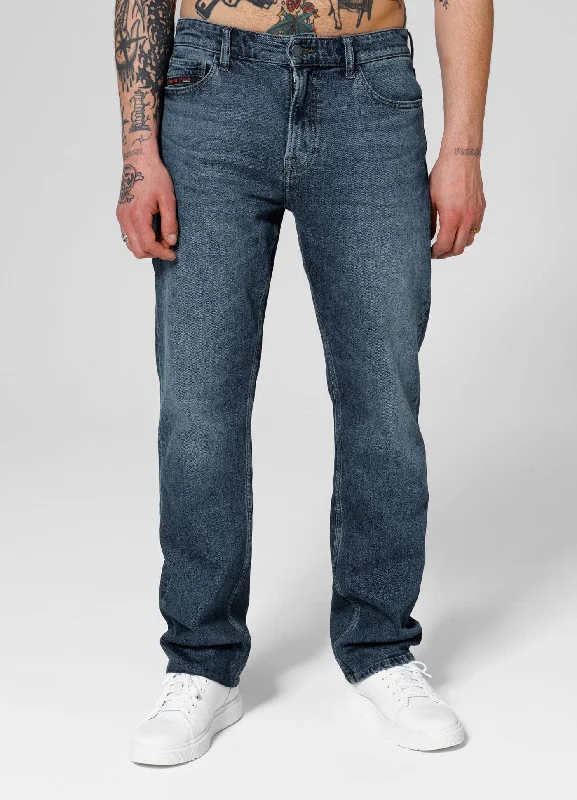 Plus Size Men's Relaxed Fit Jeans with a Tapered Leg for a Laid - Back VibeHIGHLANDER Long Medium Wash Jeans