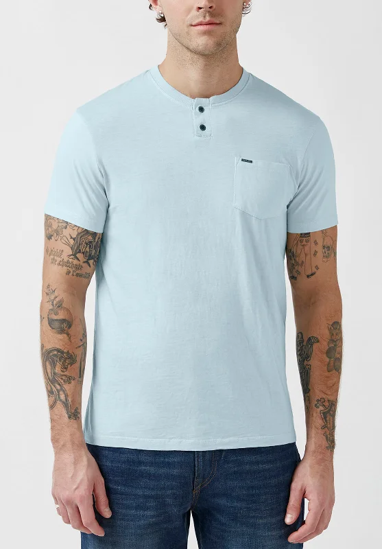 Men's Distressed Jeans with Patches for a Retro and DIY - Inspired AppearanceKaddy Men’s Short-Sleeve Top in Sky Blue - BM23991