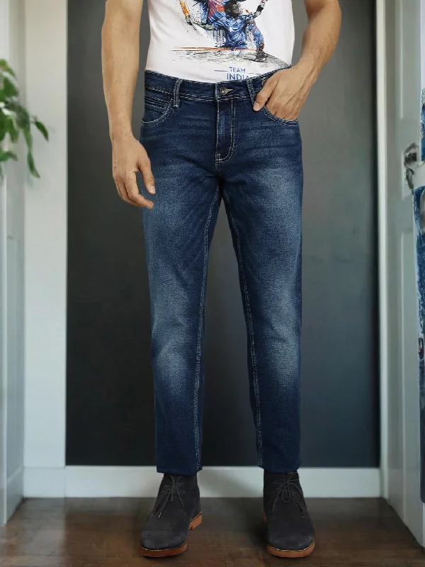 Men's Low - Rise Jeans in a Light Wash for a Casual and Youthful LookMen Brooklyn Fit Jeans