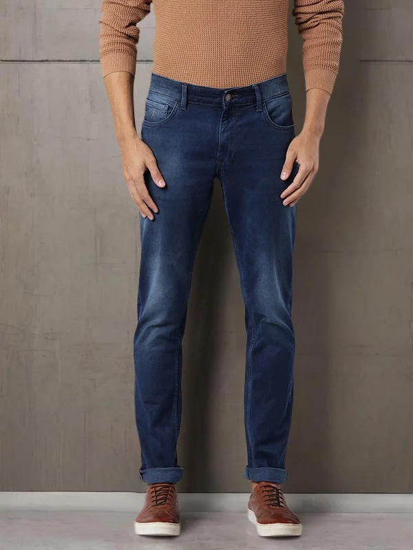 Men's Colored Jeans in Burgundy for a Bold and Fashion - Forward LookMen Brooklyn Fit Stretchable Jeans