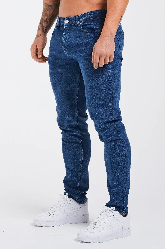 Men's Straight Leg Raw Denim Jeans for a Minimalist and Durable OptionSLIM FIT JEANS 2.0 - DEEP NAVY