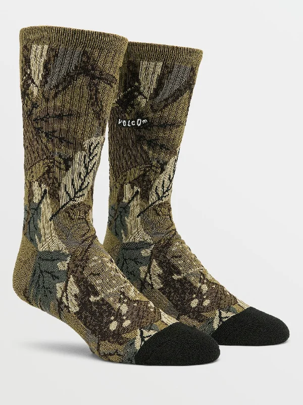 Men's Jeans with a Hidden Coin Pocket for Added ConvenienceStoney Shred Socks - Camouflage
