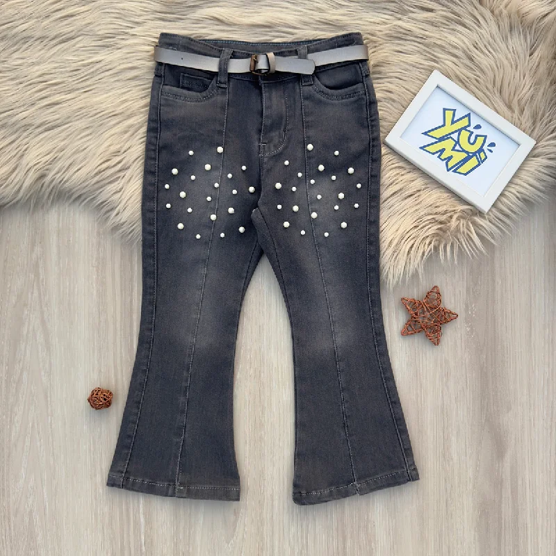 Plus Size Men's Relaxed Fit Jeans with a Faded Wash for a Vintage - Inspired LookStylish Girls' Grey Jeans with Pearls