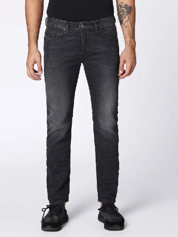 Plus Size Men's Bootcut Jeans with a Belt Loop Upgrade for a Stylish TouchBelther Slim Tapered 0687J Jeans