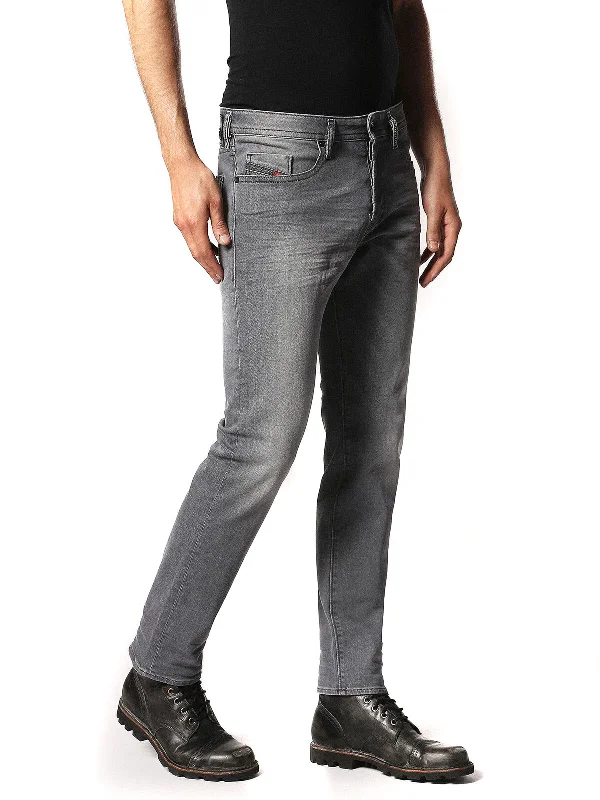 Men's Straight Leg Raw Denim Jeans for a Minimalist and Durable OptionBuster Slim Tapered 084HP Jeans Men's Straight Leg Raw Denim Jeans for a Minimalist and Durable OptionBuster Slim Tapered 084HP Jeans