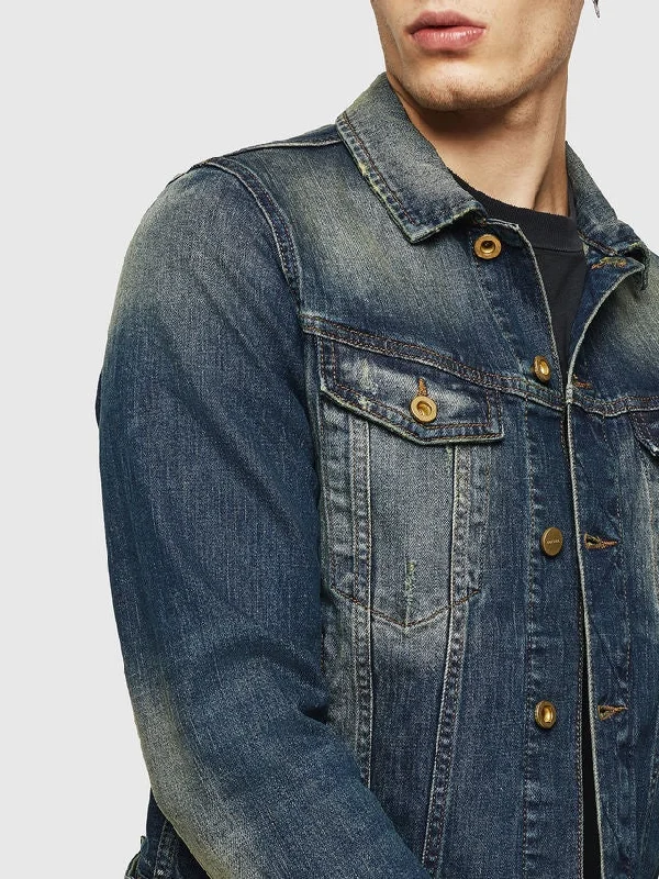 Plus Size Men's Relaxed Fit Jeans with a Faded Wash for a Vintage - Inspired LookSlim-fit Denim Trucker Jacket Plus Size Men's Relaxed Fit Jeans with a Faded Wash for a Vintage - Inspired LookSlim-fit Denim Trucker Jacket