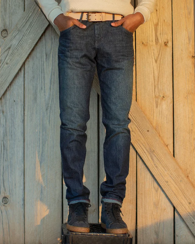 Men's Jeans with a Cargo - Inspired Knee Pocket for Extra StorageMartin | Mason