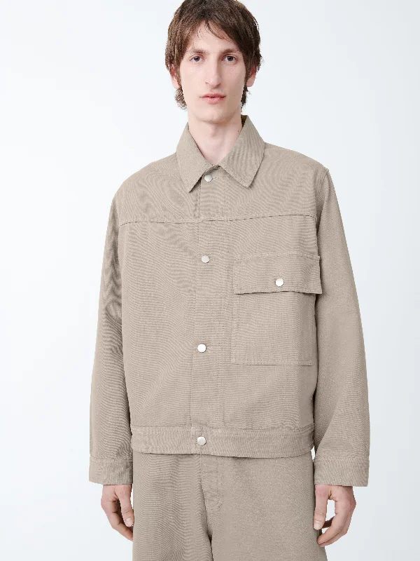 Men's Cargo Jeans with Multiple Pockets for a Practical and Outdoor - Friendly LookPetar Denim Jacket in Fawn Men's Cargo Jeans with Multiple Pockets for a Practical and Outdoor - Friendly LookPetar Denim Jacket in Fawn