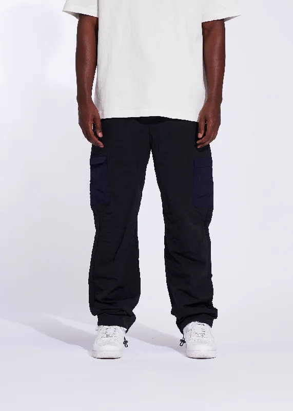 Men's Jeans with a Frayed Hem for a Casual and Effortless StyleShake Nylon Straight Denim