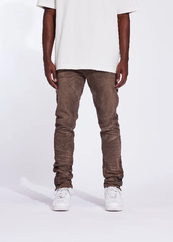 Men's Jeans with a Button - Fly for a Traditional and Classic AestheticSnap Denim