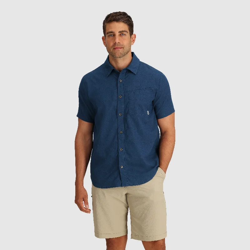 Men jackets with a hidden interior pocket for secure storageMen's Weisse Shirt