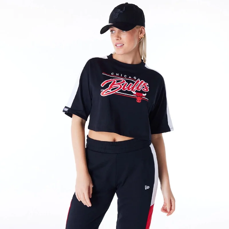 Men's antimicrobial t - shirts for odor - free freshness during travelChicago Bulls Womens NBA Colour Block Black Crop T-Shirt