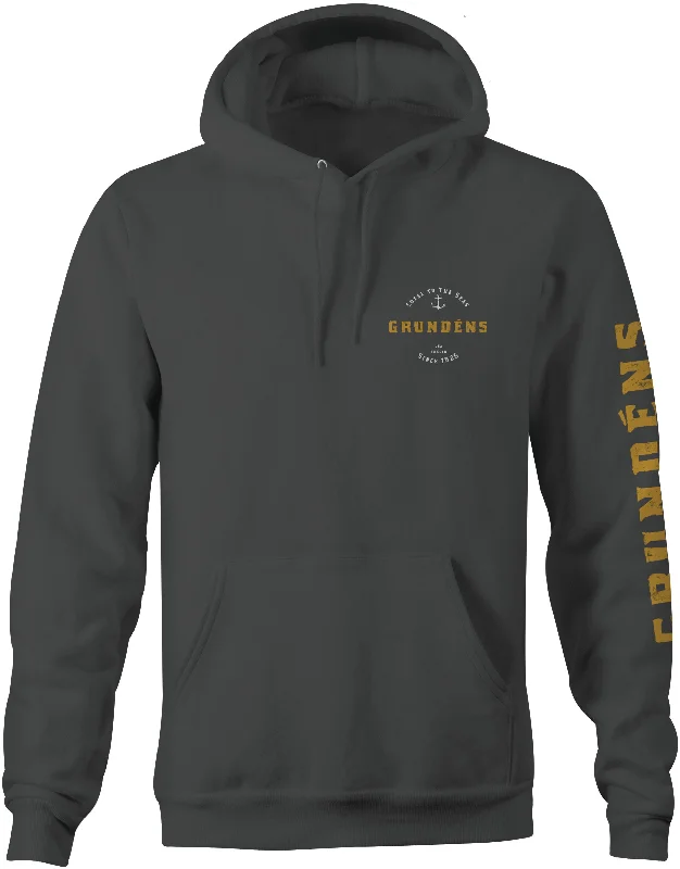 Men's eco - friendly recycled t - shirts for sustainable fashion choicesGrundéns Men's Rope Knot Logo Hoodie