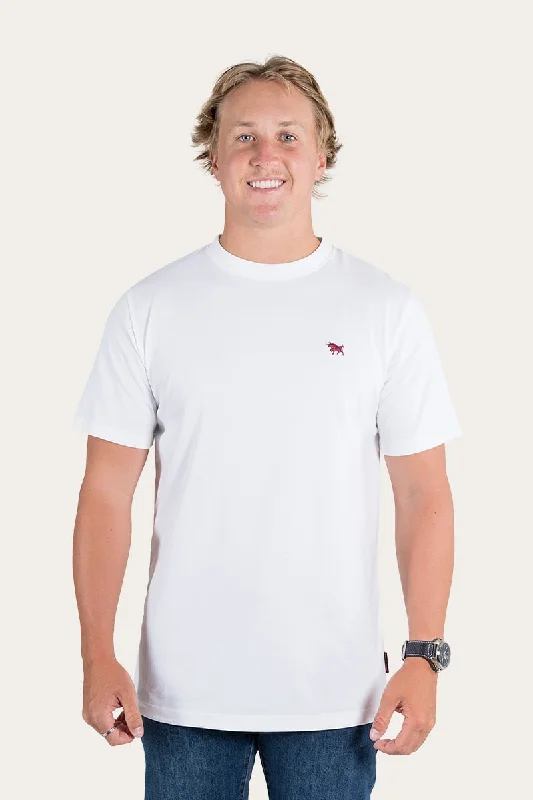 Men's distressed denim - look t - shirts with a rugged appealJarrahdale Mens Classic Fit T-Shirt - White Men's distressed denim - look t - shirts with a rugged appealJarrahdale Mens Classic Fit T-Shirt - White