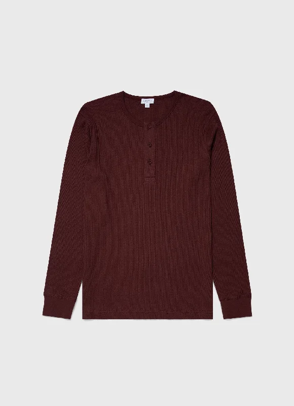 Men's ribbed t - shirts with a textured finish for added styleMen's Long Sleeve Waffle Henley in Maroon