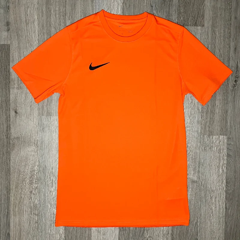 Men's distressed denim - look t - shirts with a rugged appealNike Dri-Fit Tee Orange (Junior)