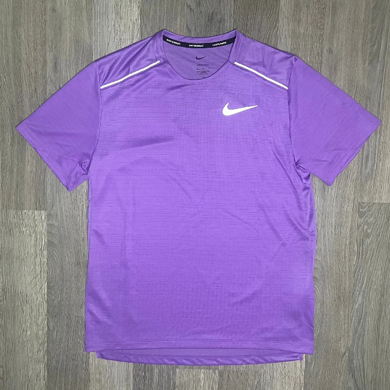 Men's thermal t - shirts with a high - neck design for cold weatherNike Miler Tee Light Purple