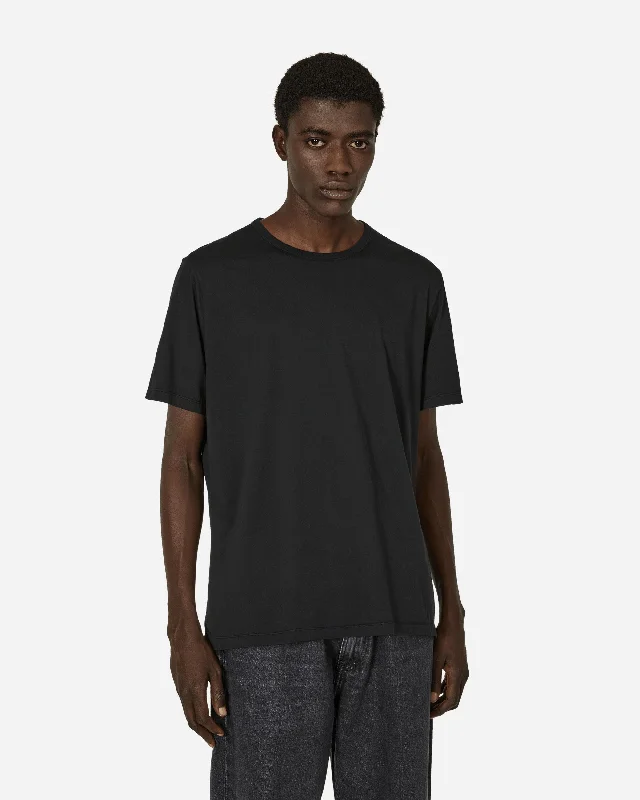 Men's antimicrobial t - shirts for odor - free freshness during travelNew Box T-Shirt Black