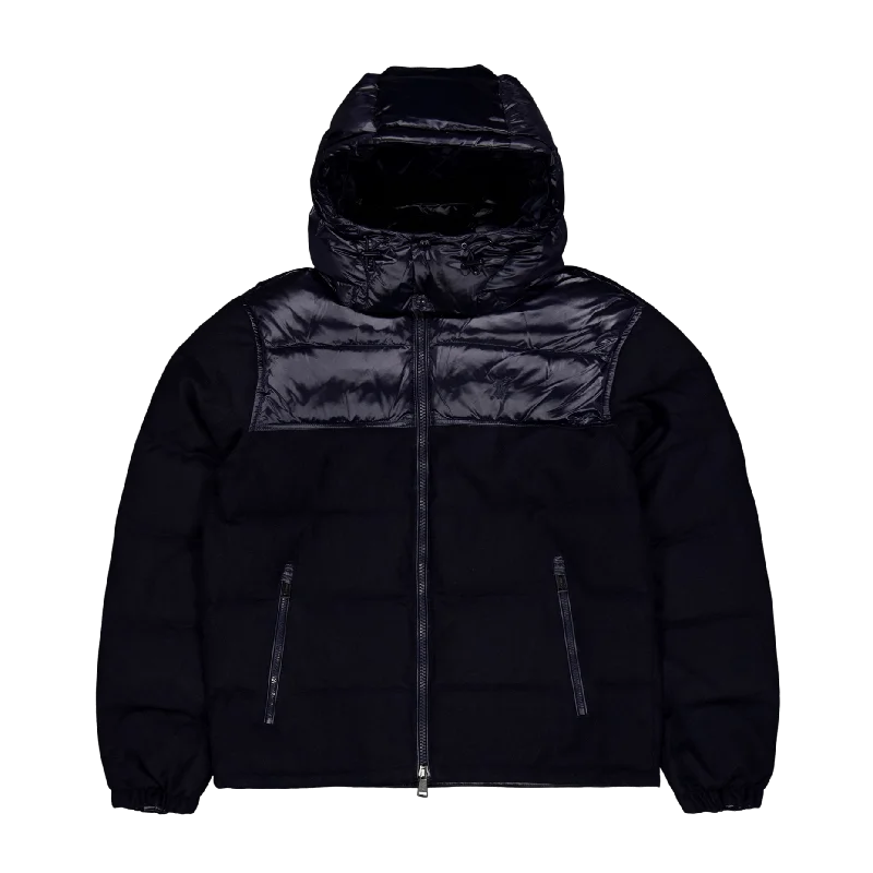 Men's ribbed cuffs and hem polo shirts for a textured lookWater-Resistant Hybrid Down Jacket Collection Nvy Glsy/Navy Wl Men's ribbed cuffs and hem polo shirts for a textured lookWater-Resistant Hybrid Down Jacket Collection Nvy Glsy/Navy Wl