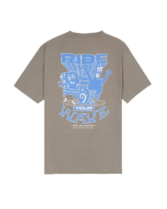 Men's distressed denim - look t - shirts with a rugged appealSpongeBob SquarePants x Jack's "Ride Your Wave" S/S Tee