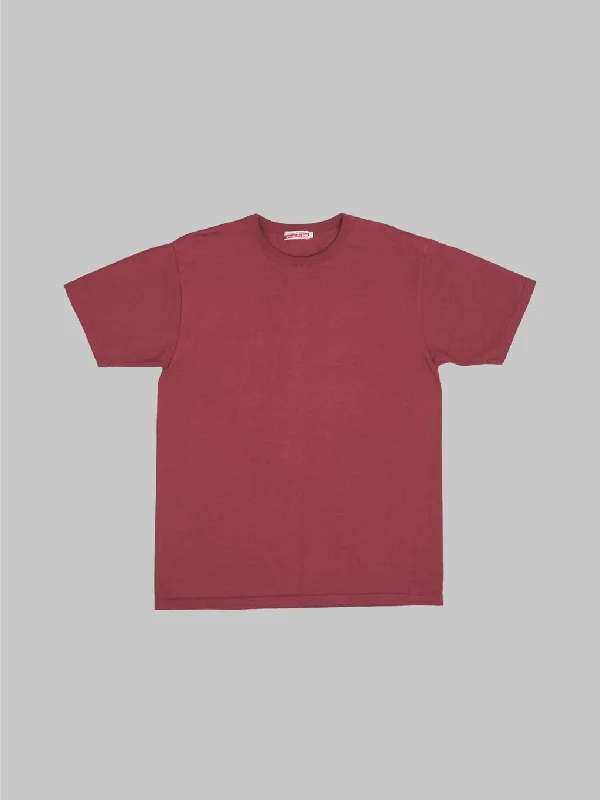 Men's luxury cashmere blend polo shirts in solid colorsThe Strike Gold Loopwheeled T-Shirt Burgundy Men's luxury cashmere blend polo shirts in solid colorsThe Strike Gold Loopwheeled T-Shirt Burgundy