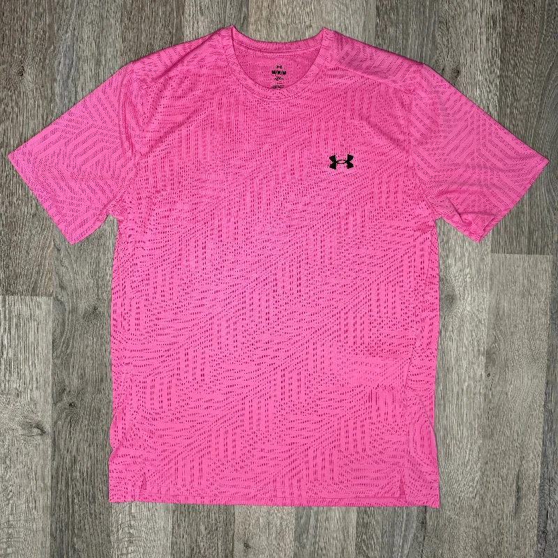 Men's tie - dye t - shirts with a bohemian styleUnder Armour Vent Geotessa Tech Tee - Pink