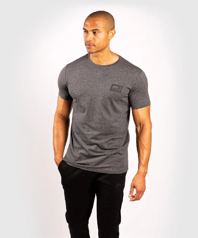 Men's distressed denim - look t - shirts with a rugged appealVenum Stamp T-Shirt - Dark Heather Grey