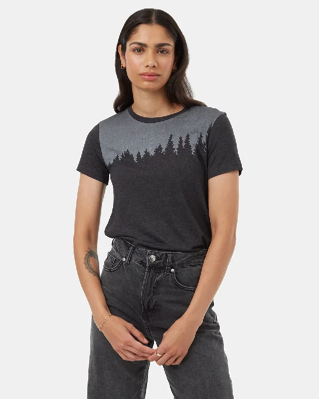 Men's smart - casual checkered t - shirts for semi - formal occasionsJuniper T-Shirt