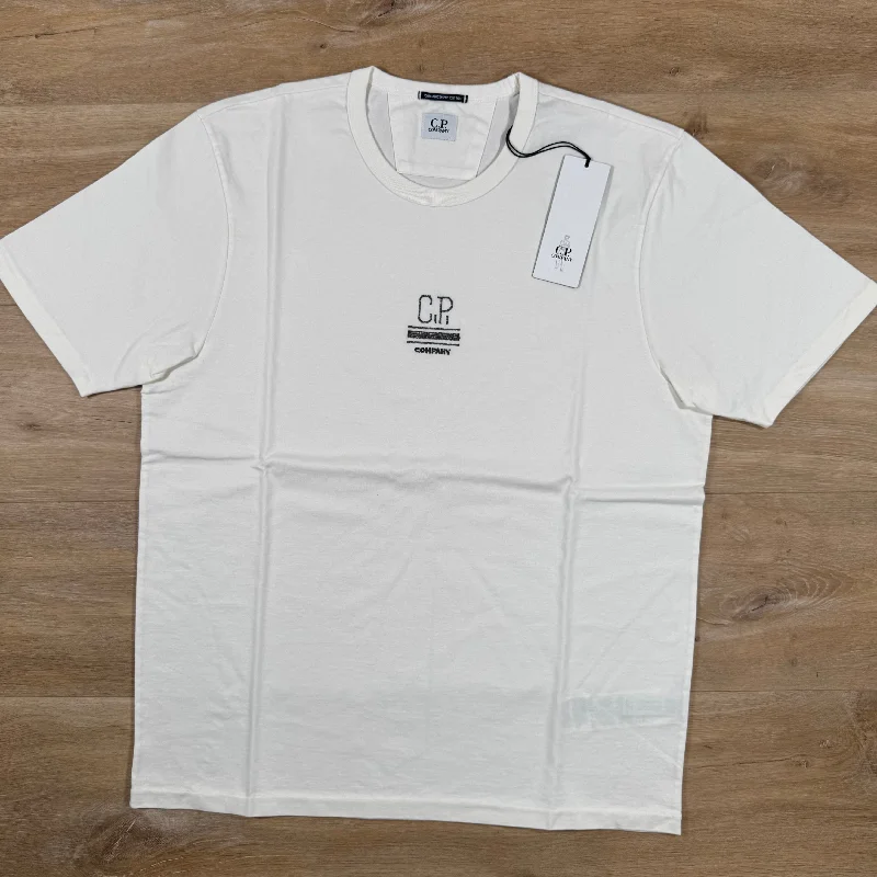 Men's smart - casual checkered t - shirts for semi - formal occasionsC.P. Company 30/2 Jersey Twisted Small Logo T-Shirt in White Men's smart - casual checkered t - shirts for semi - formal occasionsC.P. Company 30/2 Jersey Twisted Small Logo T-Shirt in White