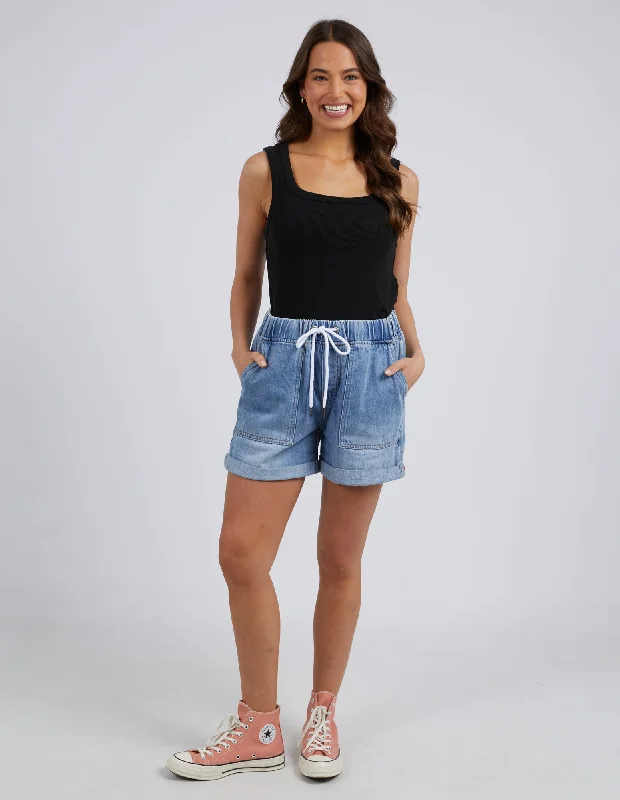 Plus Size Men's Bermuda Shorts in Navy with Belt Loops for a Classic and Tailored AppearanceElm Emma Relaxed Denim Short Mid Blue Wash