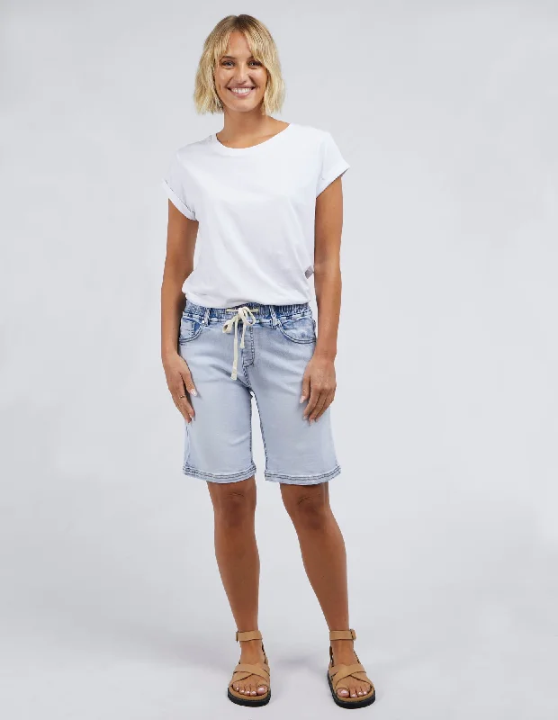 Men's Linen - Blend Shorts in White with a Button - Fly for a Crisp and Cool Summer VibeFoxwood Gabby Bermunda Short Light Blue Men's Linen - Blend Shorts in White with a Button - Fly for a Crisp and Cool Summer VibeFoxwood Gabby Bermunda Short Light Blue