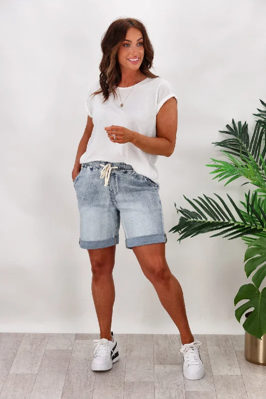Men's Board Shorts with a Tropical Print in Blue for Beach GetawaysShine On Label Stevie Elastic Waist Denim Men's Board Shorts with a Tropical Print in Blue for Beach GetawaysShine On Label Stevie Elastic Waist Denim