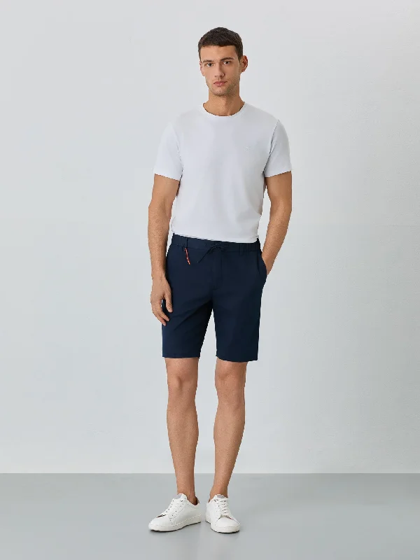 Men's Chino - Style Shorts in Tan with a Roll - Up Hem for a Versatile and Laid - Back LookWater-repellent Bermuda Shorts With Elasticated Waistband Men's Chino - Style Shorts in Tan with a Roll - Up Hem for a Versatile and Laid - Back LookWater-repellent Bermuda Shorts With Elasticated Waistband